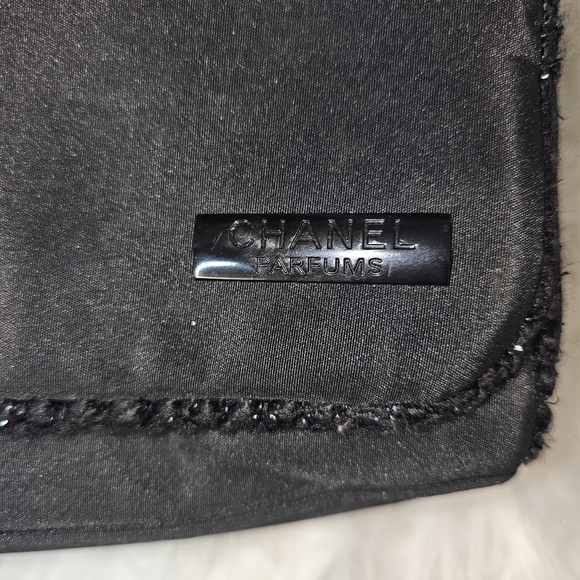 AUTHENTIC Chanel Parfums Cosmetics Makeup Clutch Bag Black NWOT - Picture 10 of 13